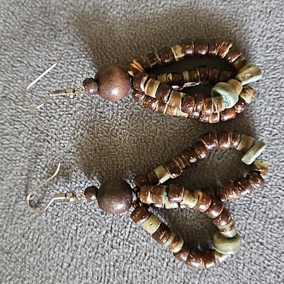 1/$5 or 3/$10 Brown Wooded Dangle Drop Earrings. Boho. - Picture 4 of 5